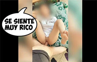 Adolescente gime a gritos con corridas brutales adentro
