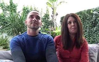 Cachondos españoles rompen su pareja con sexo casero ardiente