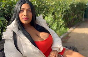 Colombiana tetona se descontrola cogiendo como puta por dinero