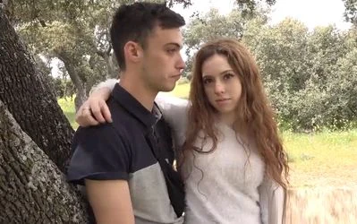 Española cachonda follada por desconocidos en lugar público