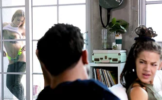 Española ninfómana coge duro al novio de su hermana.