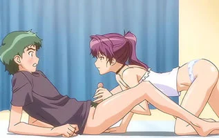 Mamada secreta a mi hermanastra tetona tras la cena