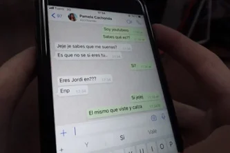 Polla enorme reventando a tetona de Tinder a vergazos