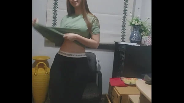 Me Follo A La Limpiadora