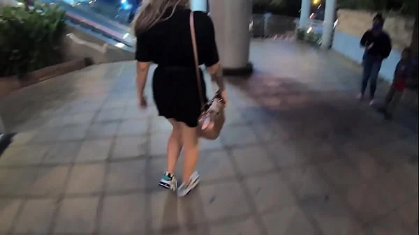 Sara Blonde Centro Comercial